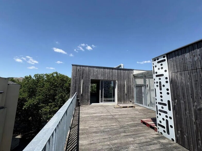 Office in Nantes to rent - Building Photo - Image 1 of 15