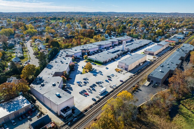 More details for 108 Clematis Ave, Waltham, MA - Light Industrial, Industrial to Rent