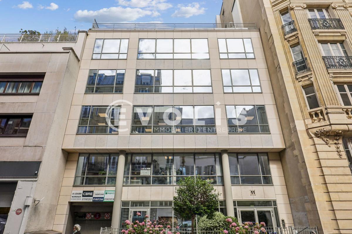 11 Rue Louis - Philippe, Neuilly-sur-Seine to rent Building Photo- Image 1 of 15