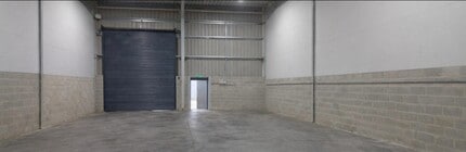 869 Thornton Road, Bradford to rent Interior Photo- Image 1 of 1