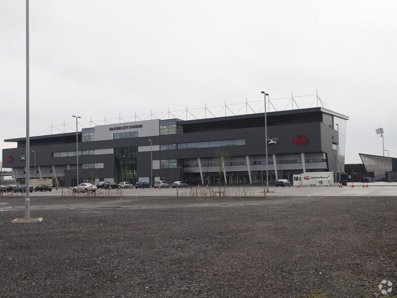 1 Stadium Way, Manchester for sale - Primary Photo - Image 1 of 1
