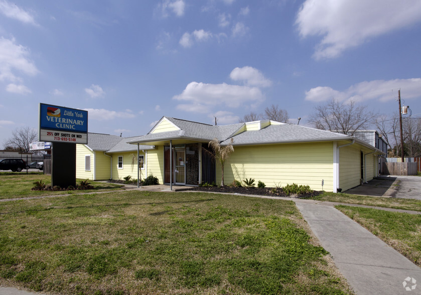 102 W Little York Rd, Houston, TX for sale - Primary Photo - Image 1 of 1