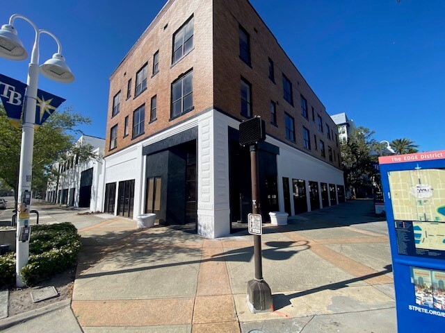 900-912 Central Ave, Saint Petersburg, FL to rent Building Photo- Image 1 of 11