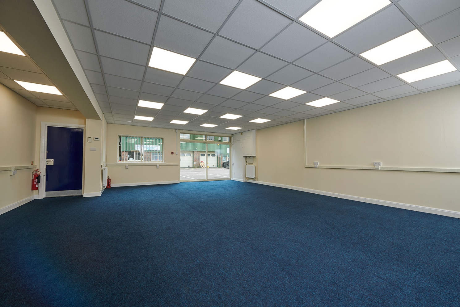 Bridge Rd, Haywards Heath to rent Interior Photo- Image 1 of 2