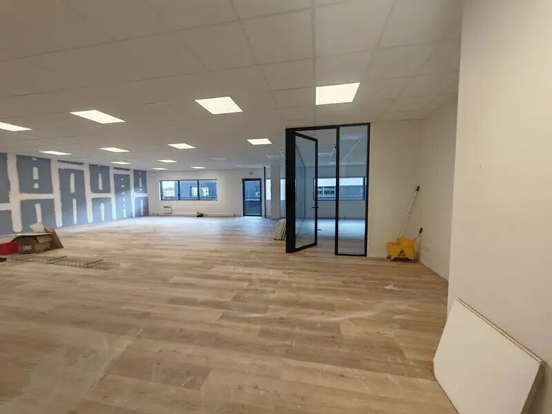 3 Rue Charles Cordier, Ferrières-en-Brie, SEM 77164 - Unit 7 -  - Interior Photo - Image 2 of 6