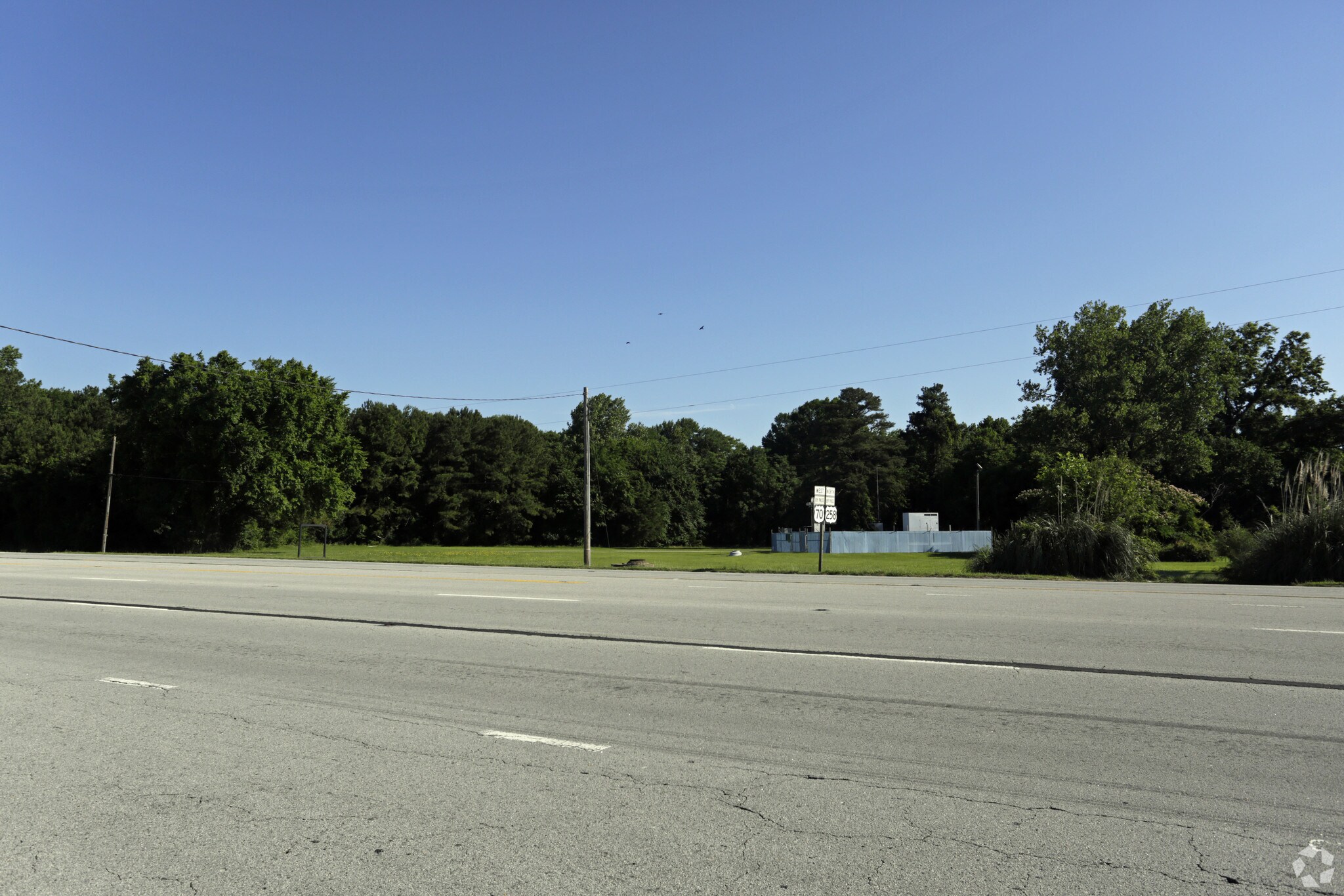 103 W New Bern Rd, Kinston, NC for sale Primary Photo- Image 1 of 1