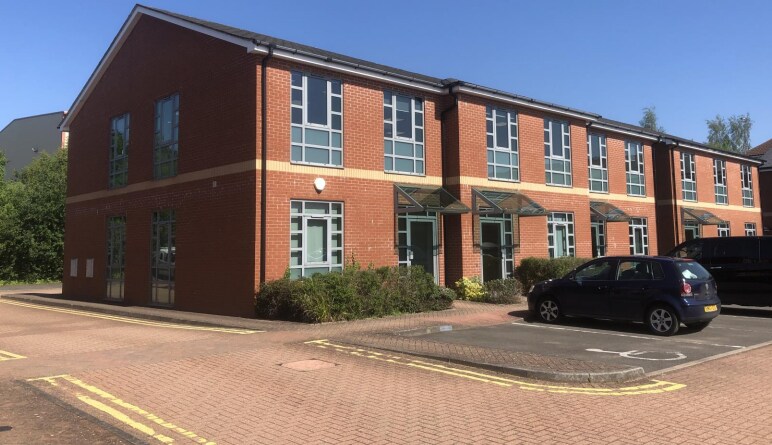 Aston Rd, Bromsgrove for sale - Primary Photo - Image 1 of 1