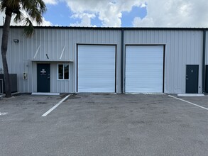 4755 Mercantile Ave, Naples, FL for rent Building Photo- Image 1 of 1