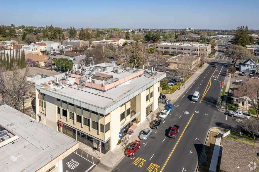 479 Mason St, Vacaville, CA for rent - Building Photo - Image 2 of 4