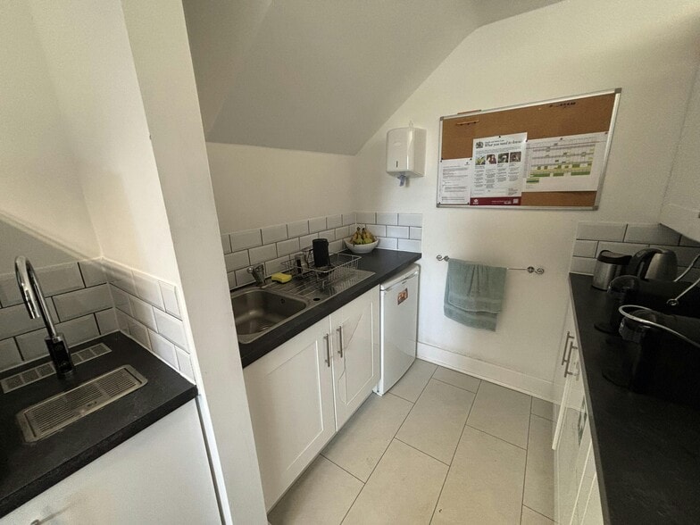 3 Dry Drayton Rd, Oakington to rent - Building Photo - Image 3 of 5