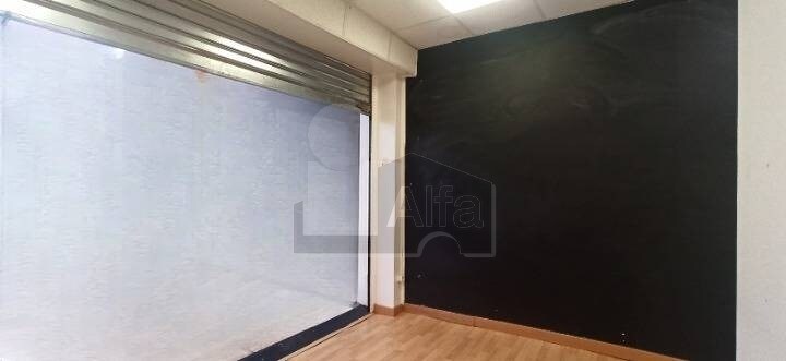 Retail in Madrid, Madrid to rent - Interior Photo - Image 2 of 2