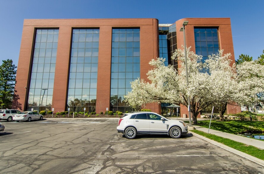 310 E 4500 S, Murray, UT to rent - Building Photo - Image 3 of 10