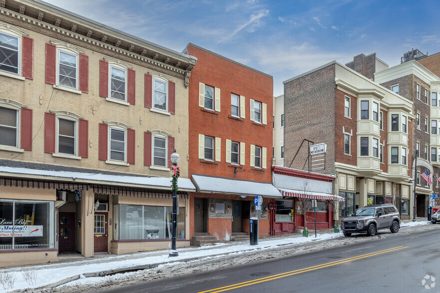 325 S New St, Bethlehem, PA for sale - Primary Photo - Image 1 of 5