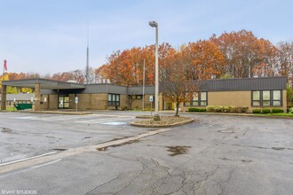 476 S Main St, Andover, OH for sale Primary Photo- Image 1 of 13