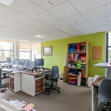 12 Cathedral Rd, Cardiff to rent Interior Photo- Image 2 of 14