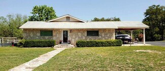 More details for 702 E Schubert St, Fredericksburg, TX - Specialist for Sale