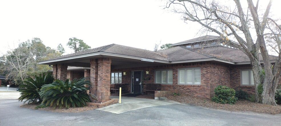 501 W Oneida St, Waycross, GA for sale - Building Photo - Image 2 of 4