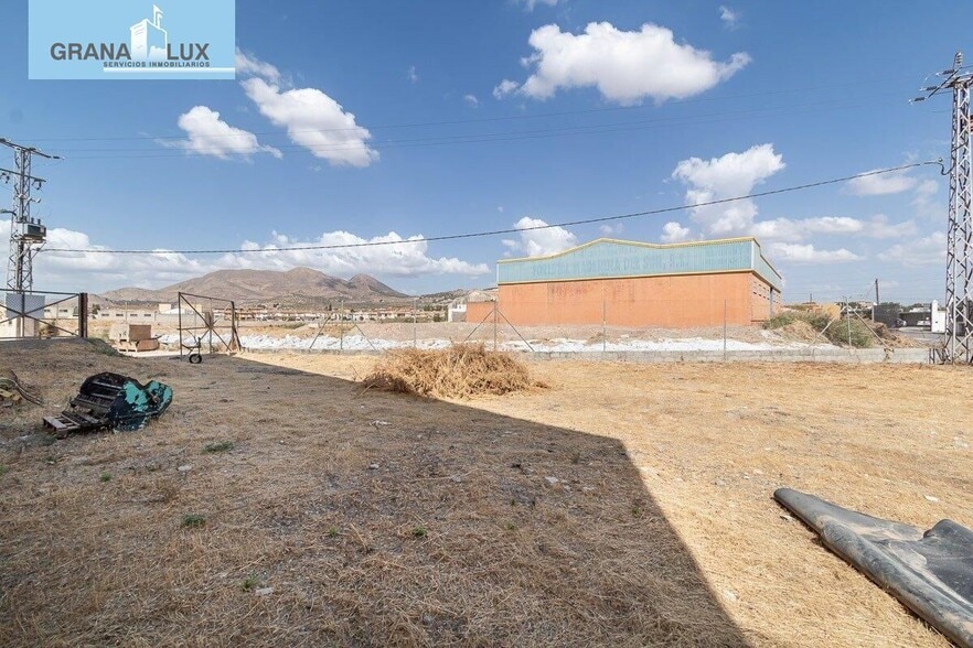 Calle Madroño, 4, Atarfe, Granada for sale - Building Photo - Image 2 of 8