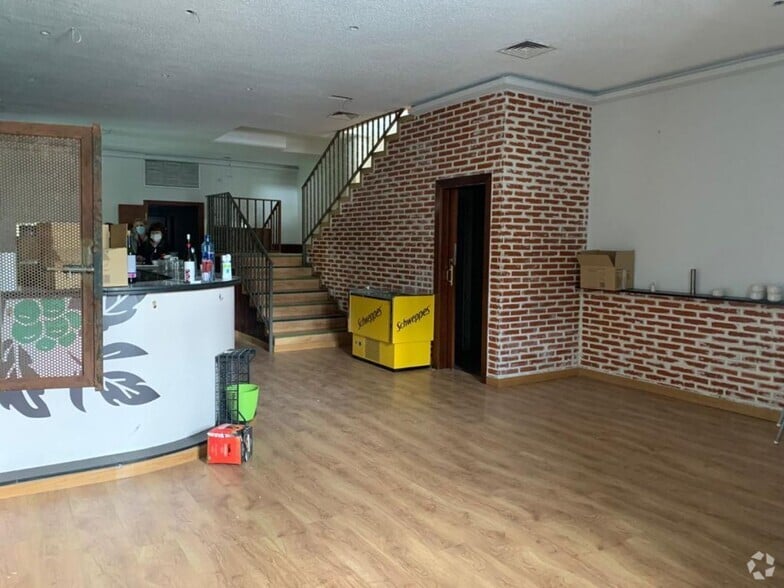 Retail in San Lorenzo de El Escorial, Madrid for sale - Building Photo - Image 3 of 19