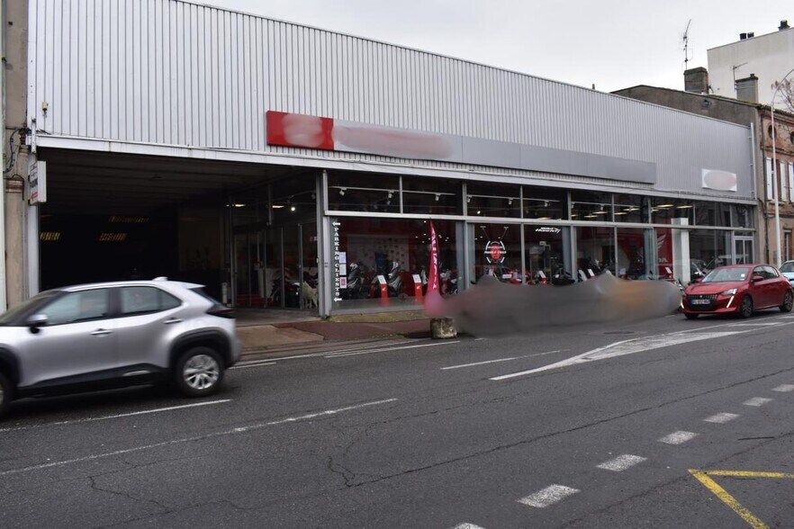 Light Industrial in Montauban for sale - Building Photo - Image 1 of 1