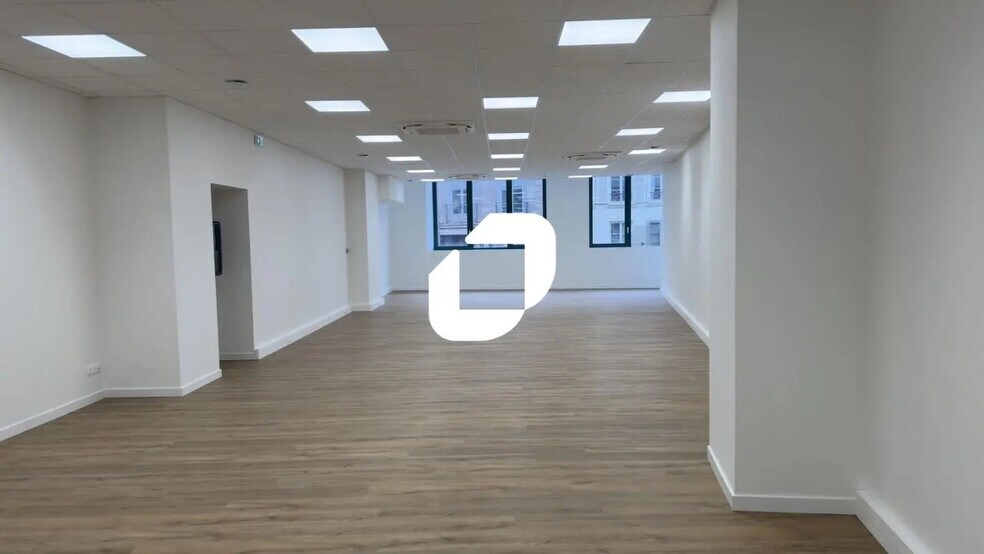 1 Rue Des Dominicains, Strasbourg to rent - Interior Photo - Image 3 of 7