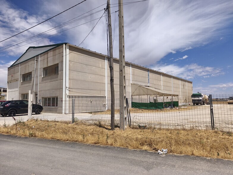 Industrial in Muñopepe, Ávila for sale - Building Photo - Image 3 of 6