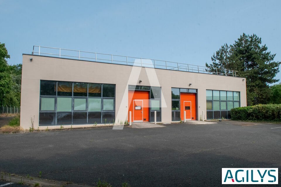 2 Rue Du Parc, Villebon-sur-Yvette to rent Building Photo- Image 1 of 11