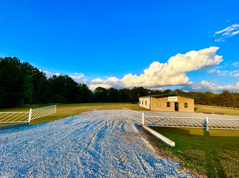 101 Industrial Road park, Ellisville, MS for sale - Building Photo - Image 3 of 15