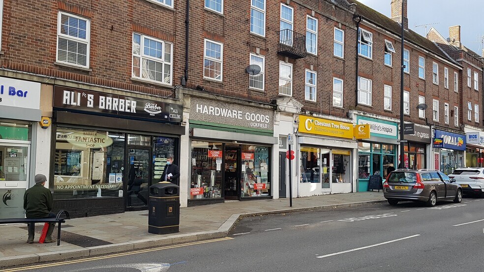 21C High St, Uckfield for sale - Primary Photo - Image 1 of 1