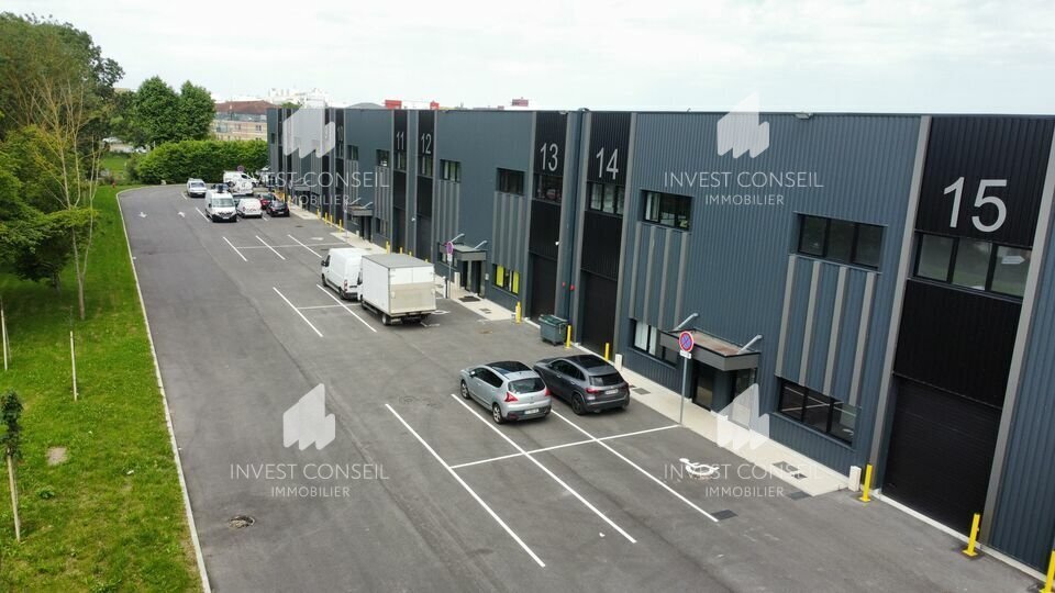 1 Rue Des Cyclades, Cergy to rent - Building Photo - Image 1 of 8