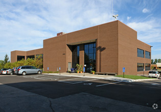 1300 Mendota Heights Rd, Mendota Heights, MN for rent Building Photo- Image 1 of 9