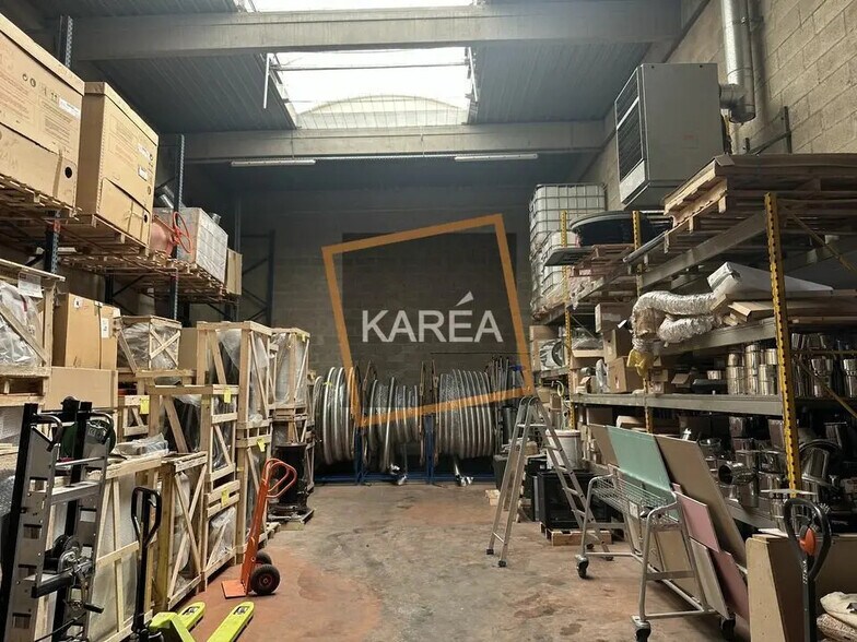 Light Industrial in Collégien to rent - Interior Photo - Image 1 of 5