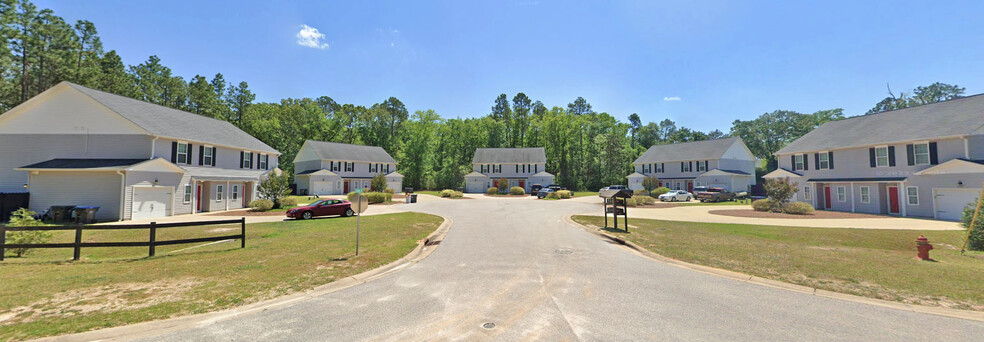 130 Sherman Ct, Raeford, NC for sale - Primary Photo - Image 1 of 1