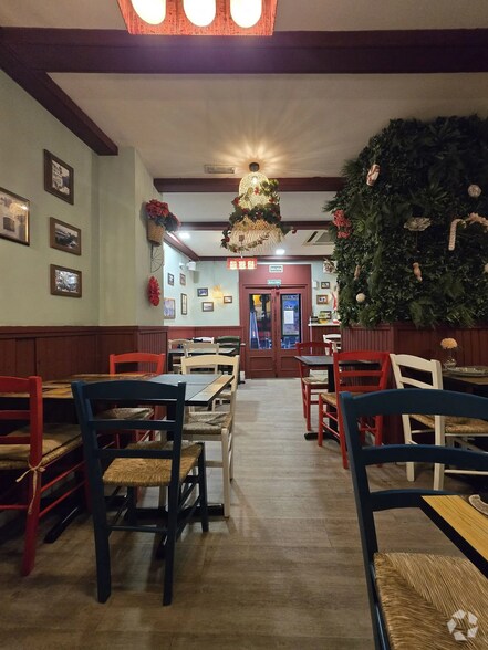 in Madrid, Madrid for sale - Interior Photo - Image 1 of 1