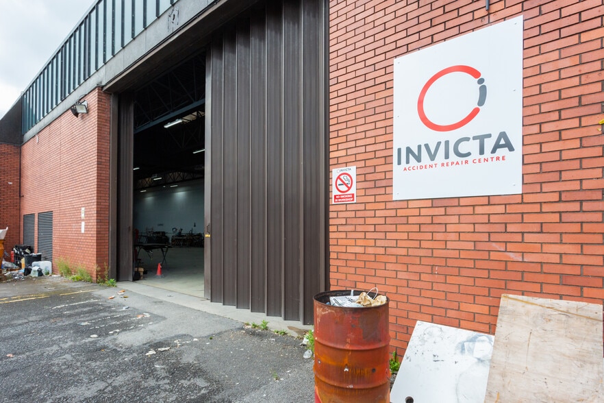 Derby Way, Bury to rent - Building Photo - Image 3 of 7