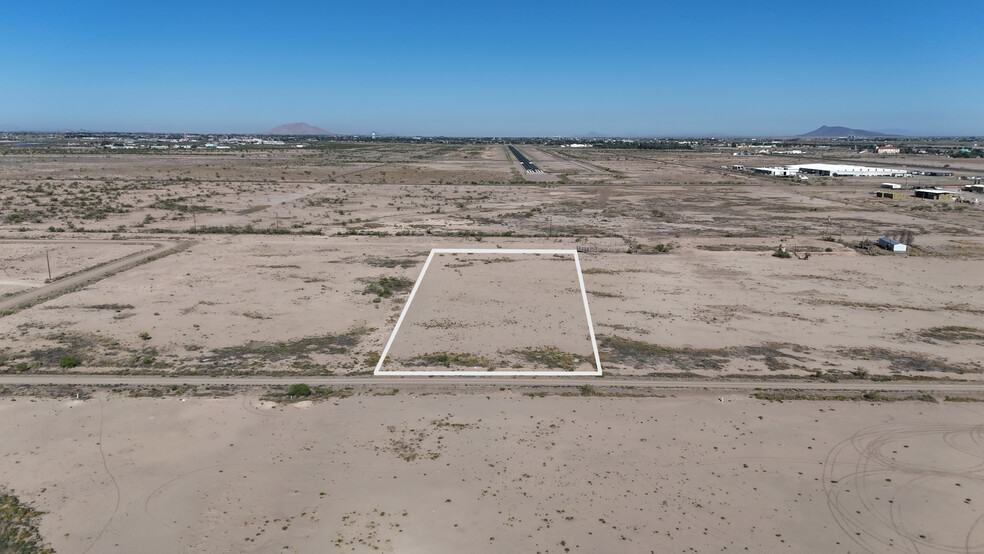 TBD Grulla Mountain SE Block 2 Lot 3 rd, Deming, NM for sale - Aerial - Image 1 of 16