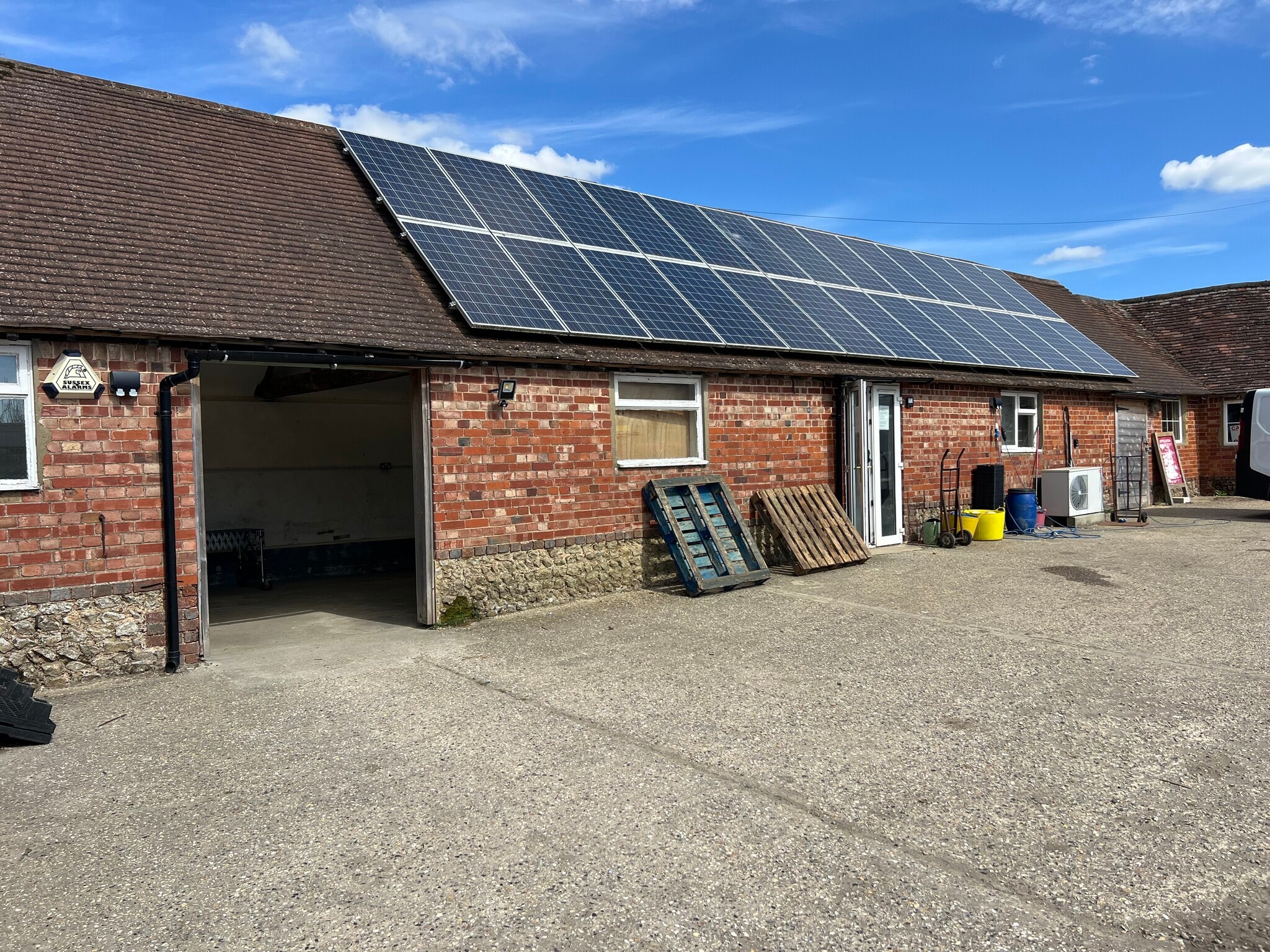 3 Hurston Ln, Storrington for sale Building Photo- Image 1 of 1