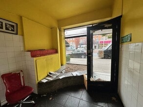 35-57 Market Pl, London to rent Interior Photo- Image 2 of 2