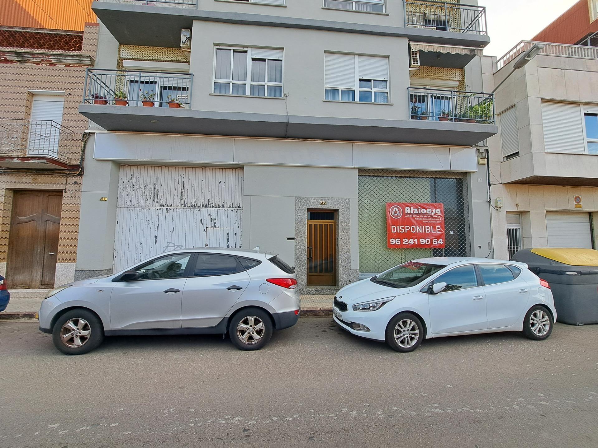 Retail in Alzira, Valencia for sale Building Photo- Image 1 of 16