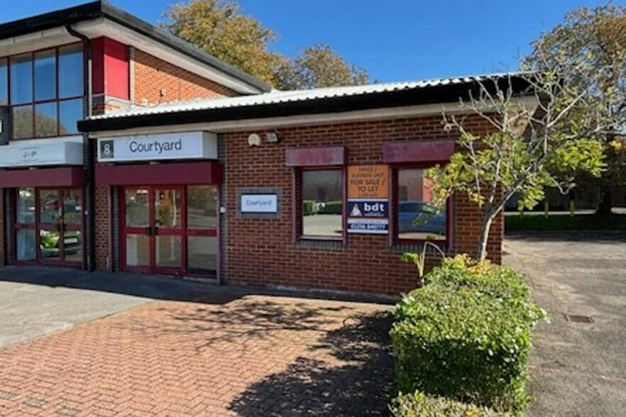 Campbell Ct, Bramley to rent - Building Photo - Image 1 of 3