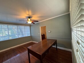 210 Platt St W, Tampa, FL for rent Interior Photo- Image 2 of 2