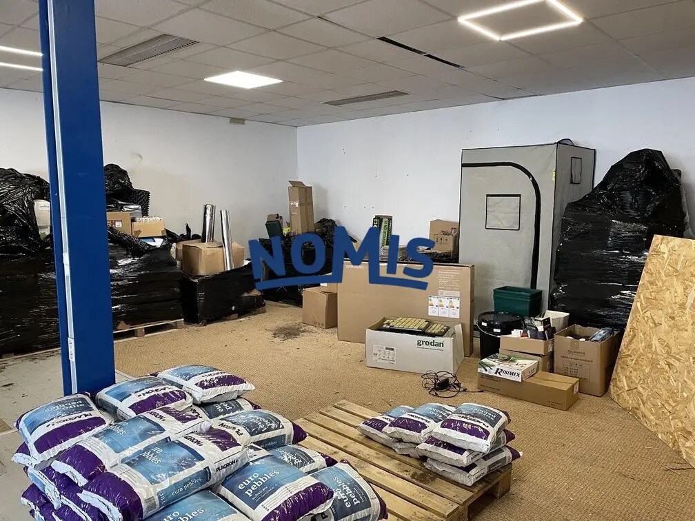 Vente Local d'activités 1 130 m² - Photo 1