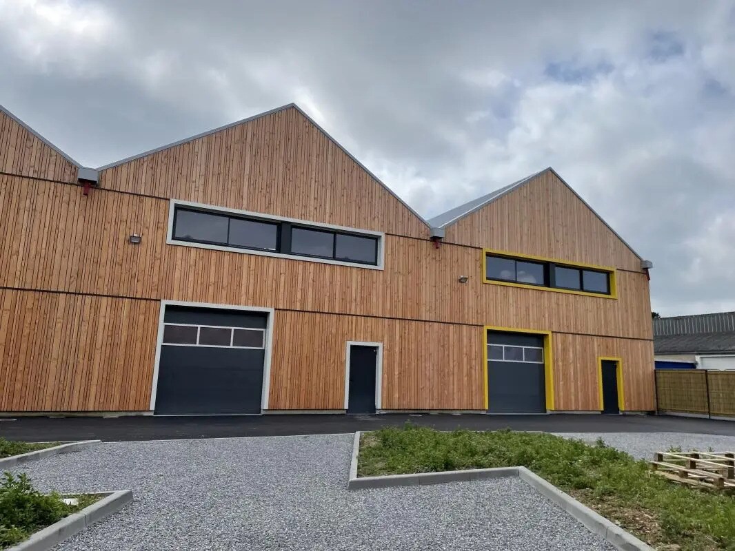 11 Rue Des Compagnons, Saint-Herblain to rent Building Photo- Image 1 of 8