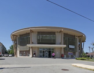 More details for 1436 Royal York Rd, Toronto, ON - Office / Medical to Rent