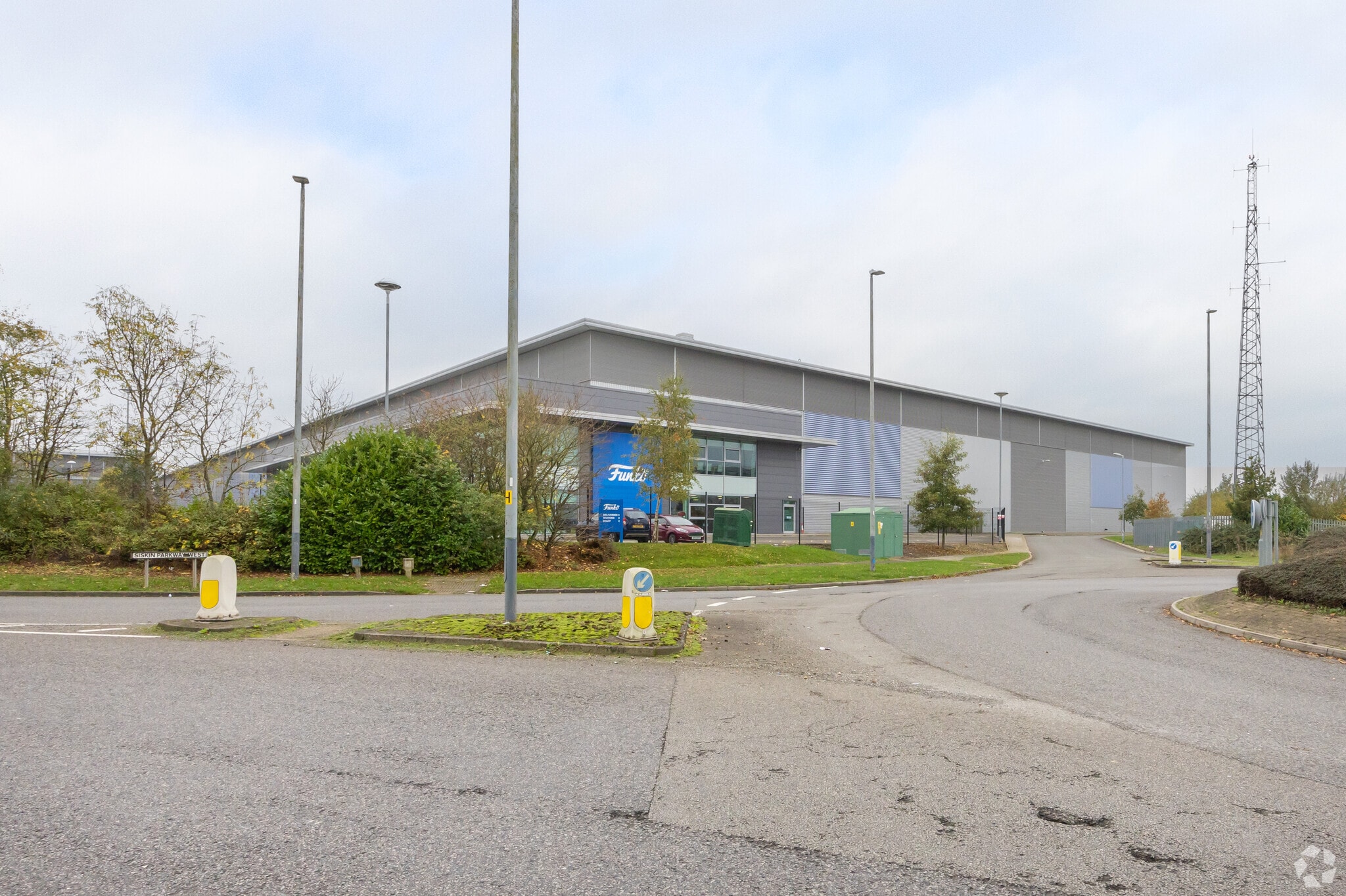 Siskin Parkway W, Coventry for sale Primary Photo- Image 1 of 1