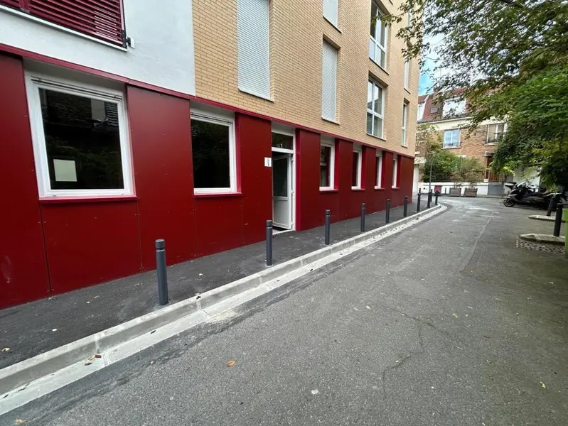 3 Rue Esther Cuvier, Les Lilas to rent Building Photo- Image 1 of 7