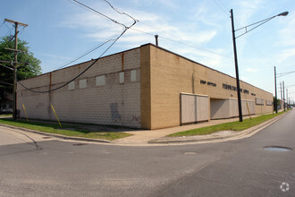 11311 E 8 Mile Rd, Warren, MI for sale Primary Photo- Image 1 of 1