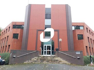 More details for 6 Rue Jean Pierre Timbaud, Montigny-le-Bretonneux - Office to Rent