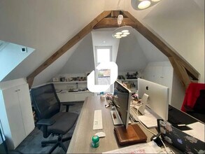 Office in L'Isle-Adam to rent Interior Photo- Image 2 of 2