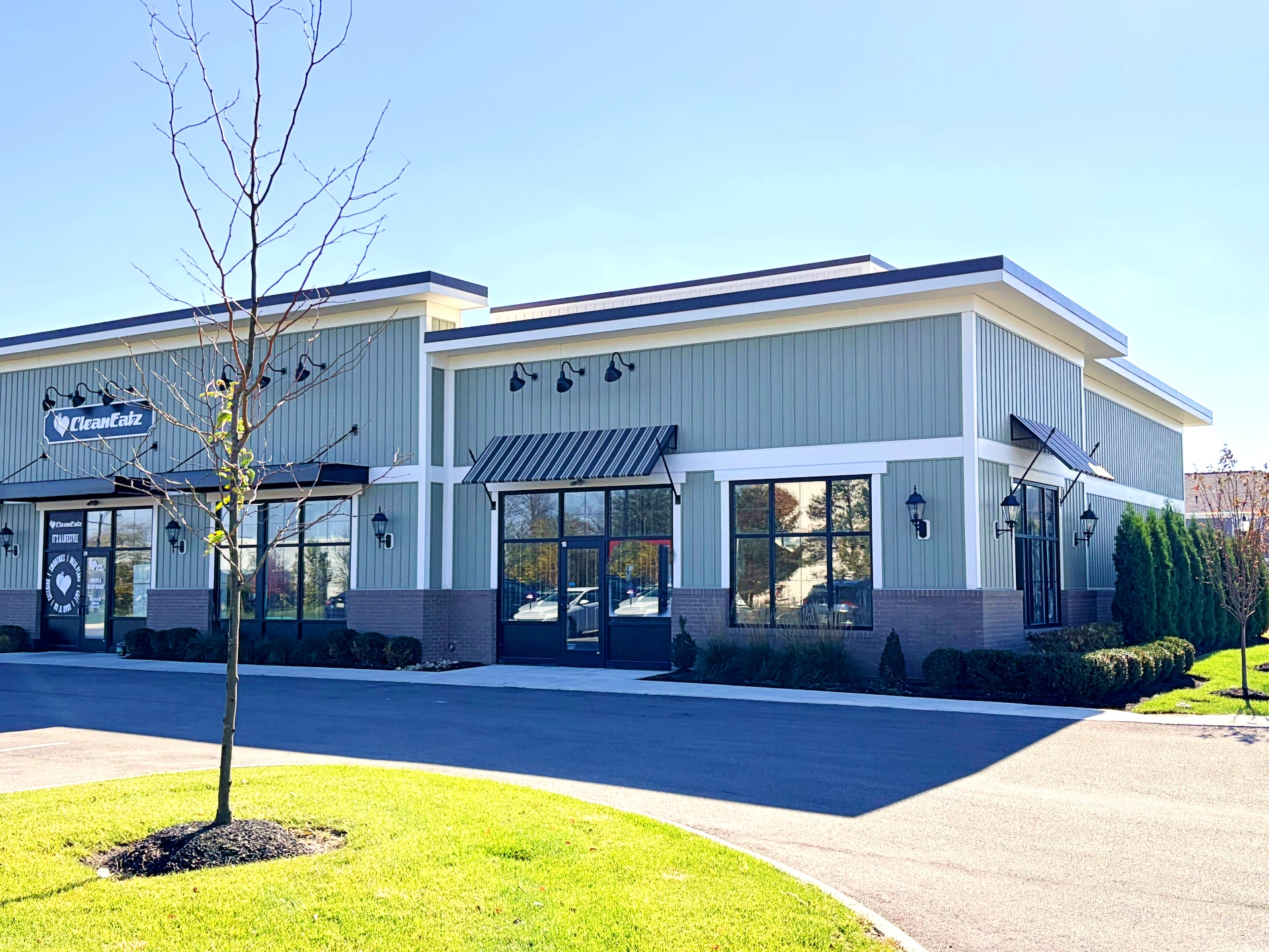 3621 Southwest Blvd, Grove City, OH to rent Interior Photo- Image 1 of 1